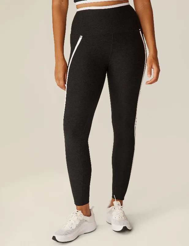Boutique display Spacedye New Moves High Waisted Midi Legging