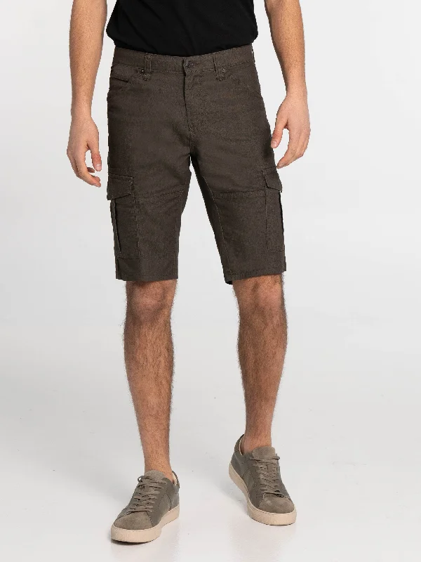 Comfy Chic Enrique