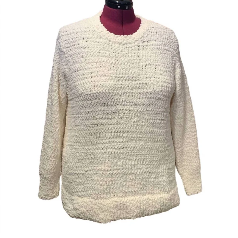 Free And Casual Women's Popcorn Boucle Long Sleeve Fuzzy Crew Neck Sweater In White