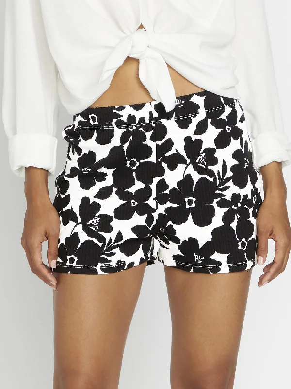 Street Personality Style Coco Ho Rib Short - Black White
