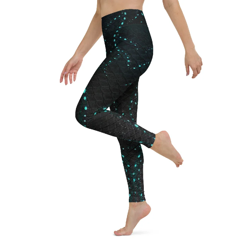 Free and comfortable Twilight Tide High Waisted Leggings