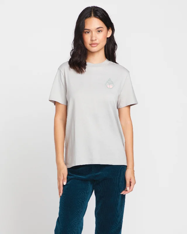 Versatile Items Lock It Up Tee - Light Grey