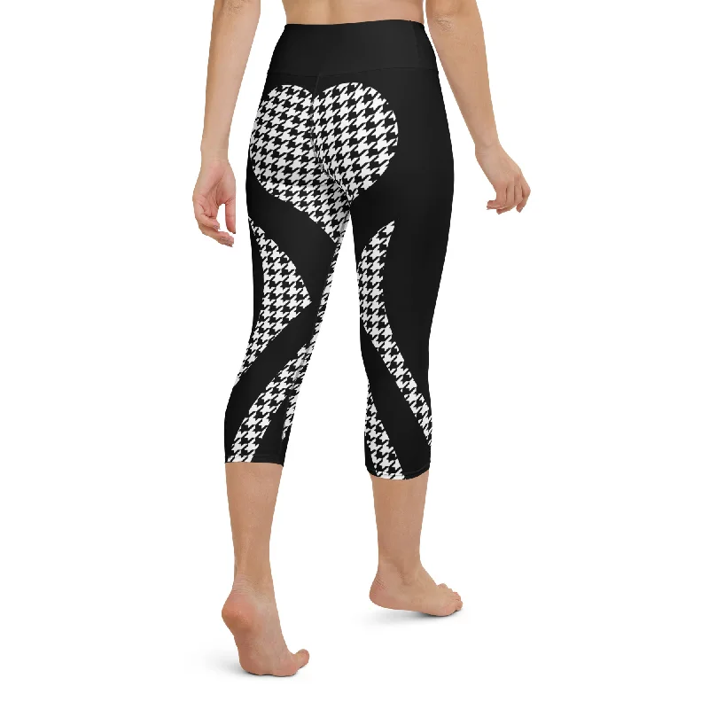 Literary Style Houndstooth Heart Shaped Yoga Capris