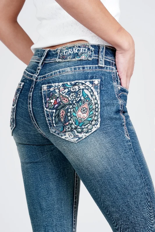 Leisure And Entertainment Floral Embroidered Hem Details Mid Rise Skinny Jeans