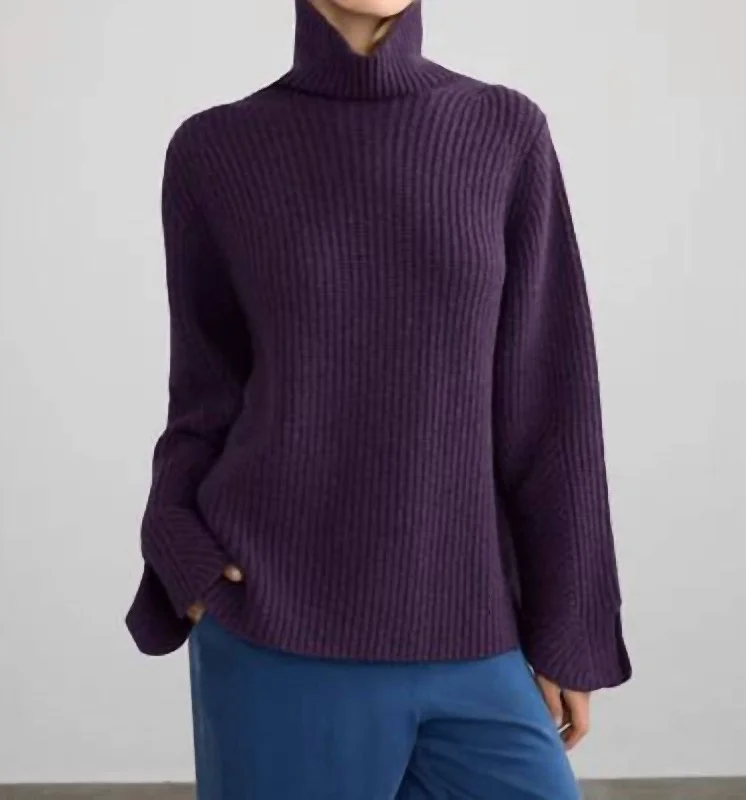 Sweet Style Pizza T-Neck In Eggplant
