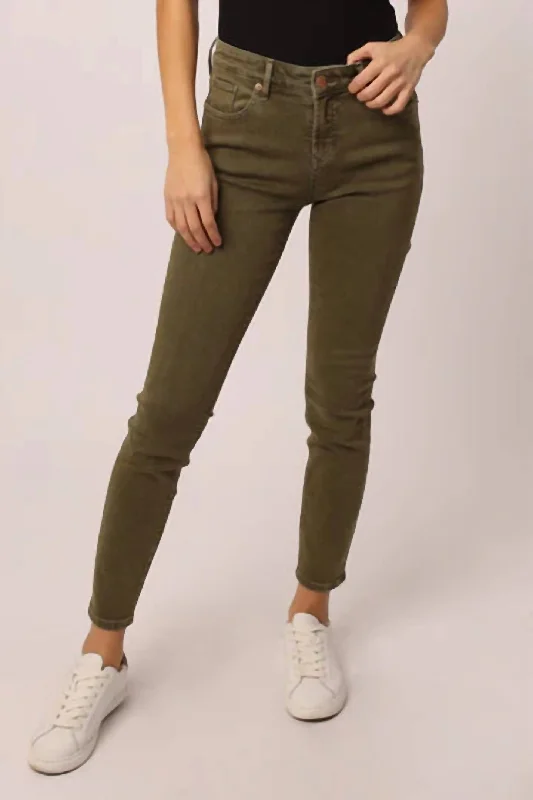 Sports And Leisure Gisele Mid Rise Skinny Jean In Cypress